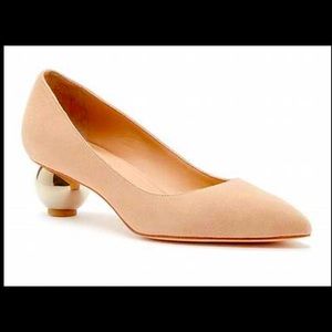 Brand new in box PLV 7.5 pink “sphere” shoe